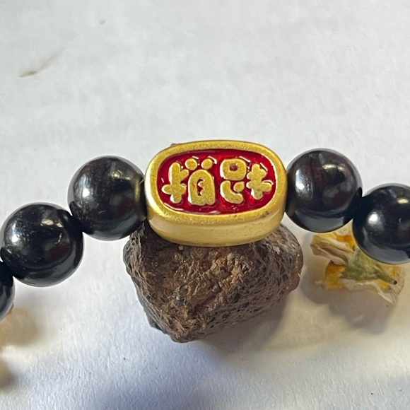 Sandalwood Lucky Charm Bracelet Round Beaded Stretchy Bracelet Charm Bracelet - Picture 2 of 4